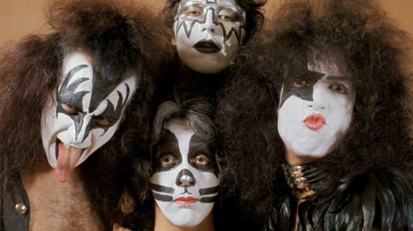Kiss